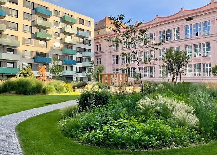 Peak At Danubius * ברטיסלאבה