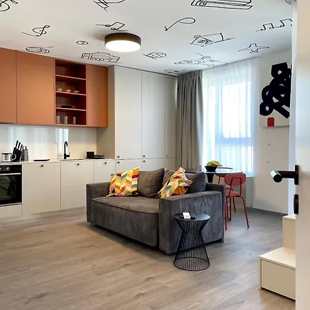 Peak At Danubius Apartment *